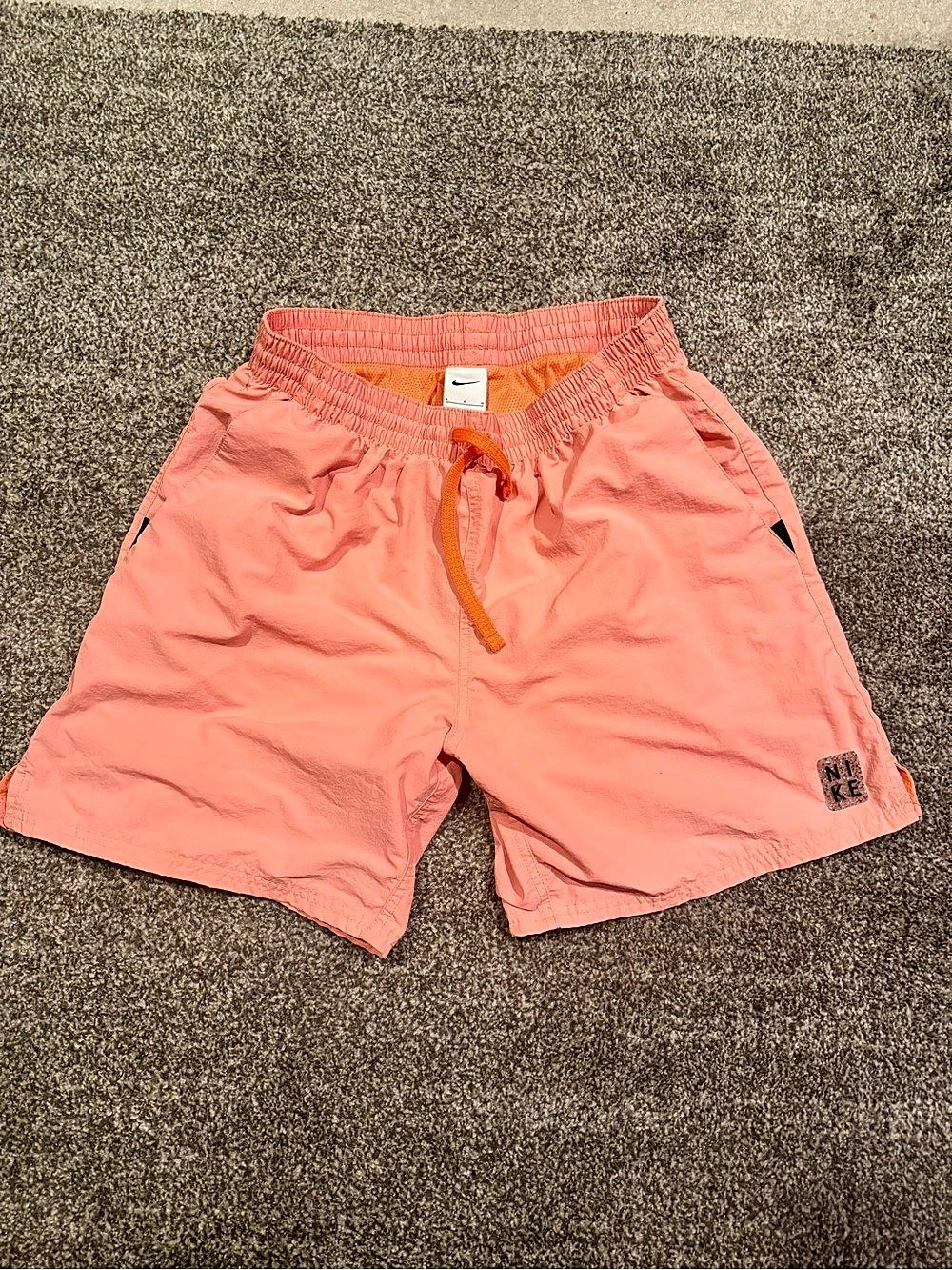 Nike Sportswear NSW Woven Lined Shorts – Men's Size Large – Peach Coral / Orange